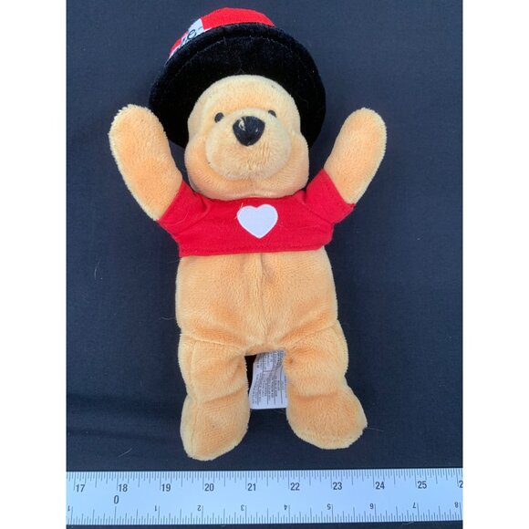Disney Store Winnie the Pooh Free Hugs 8 Inch Valentine Beanbag Mini Bear Red Ha - Picture 2 of 4